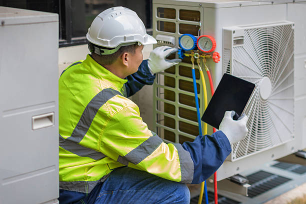 Professional Hvac Installation technician working in Conyers, GA